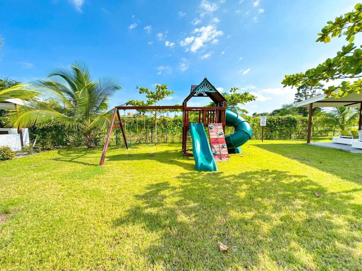 Pura Vida Apartment With Nice Pool Walking Distance To The Heart Of 자코 외부 사진